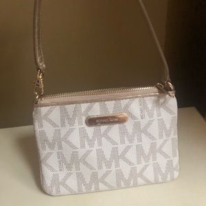 Michael Kors wristlet